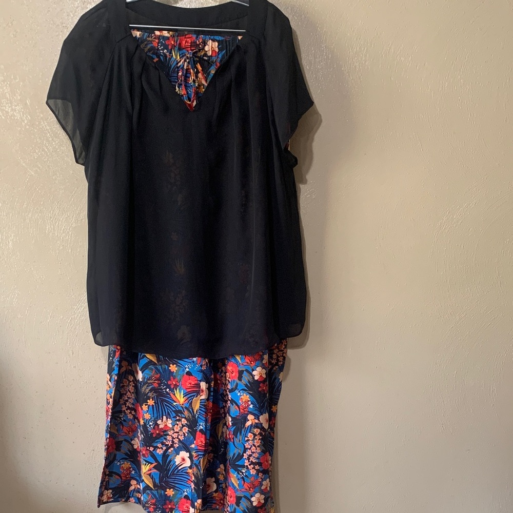 Outfit Bundle 3X Worthington Black Top Red Black Floral Pants NWT